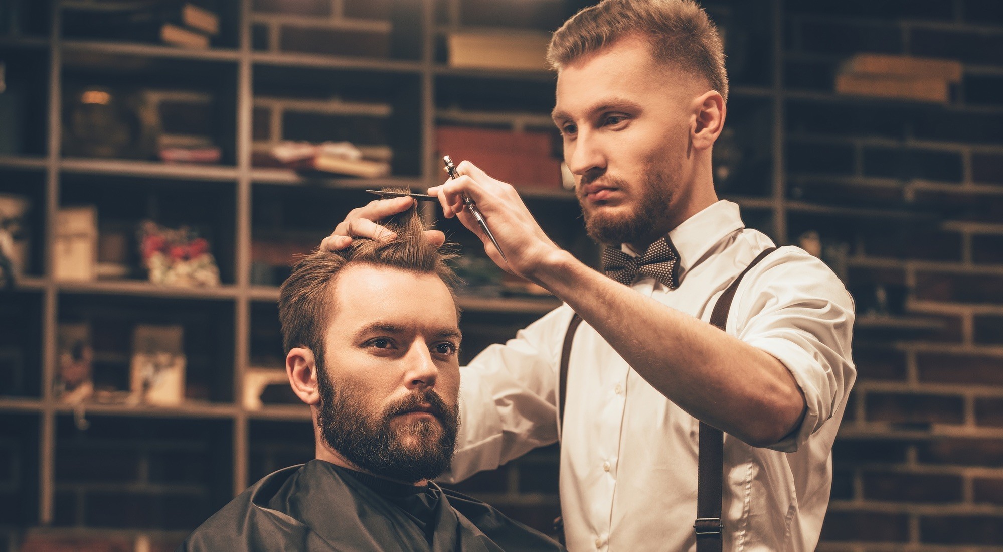 Peluquería masculina y barbería