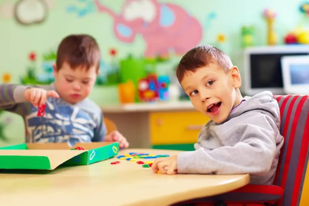 ATENCIÓN DE NIÑOS CON NECESIDADES EDUCATIVAS ESPECIALES EN AULAS INCLUSIVAS